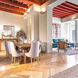 Holiday home Genteel Palacio Abades, Seville